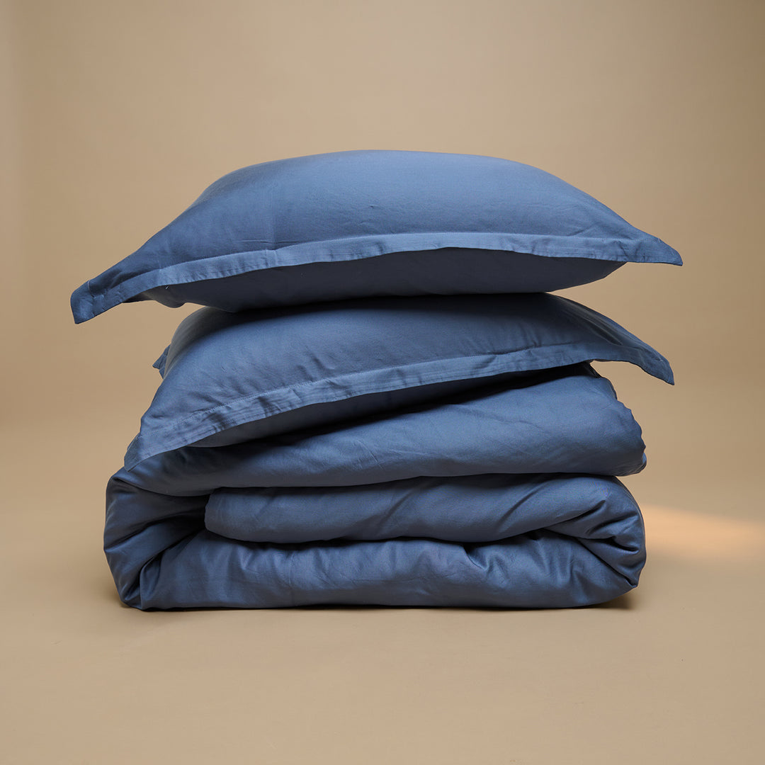 Tweepersoons TENCEL™ Twill dekbedovertrek in Donker Blauw met bijpassende kussenslopen  