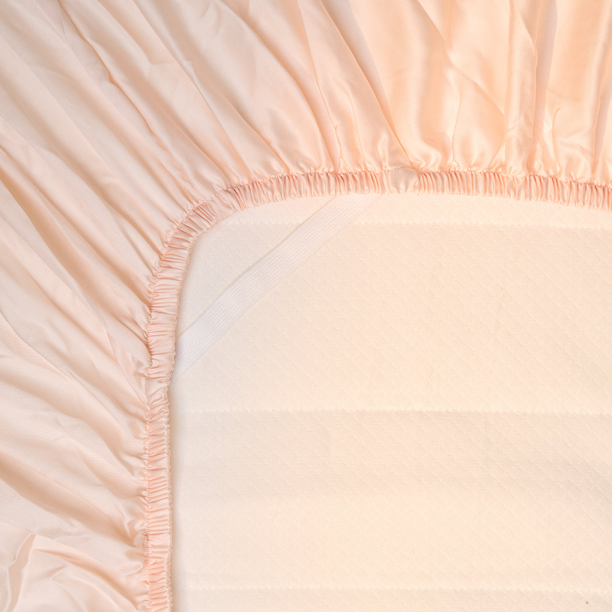 Onderkant hoeslaken TENCEL™ Sateen om matras in kleur Perzik Wit