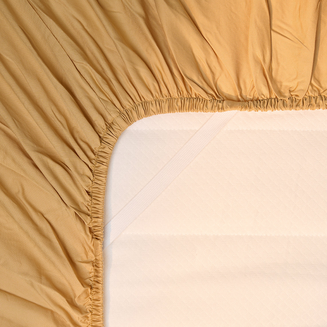 Onderkant hoeslaken TENCEL Twill om matras in kleur Okergeel
