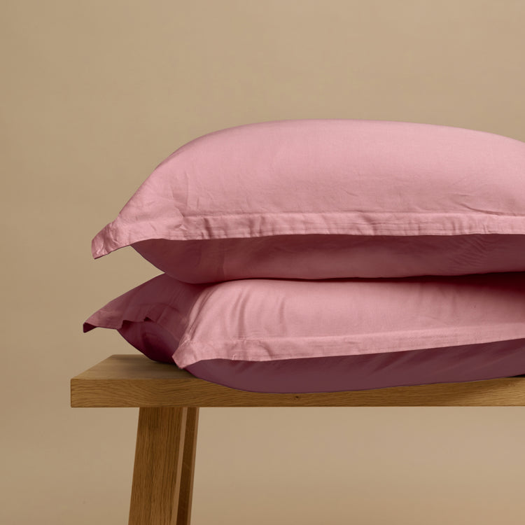 Twee TENCEL™ Sateen kussenslopen in Mauve