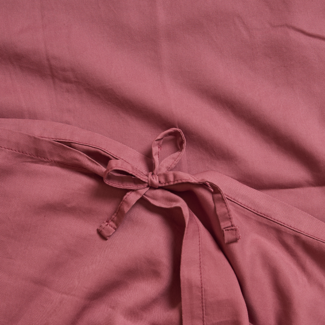 Sluiting van TENCEL™ Twill dekbedovertrek in Dusty Rose 